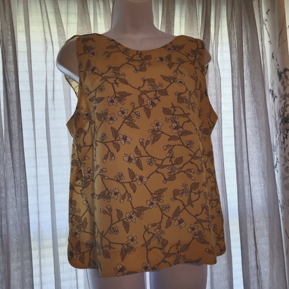 EUC size 8 blouse - Picture 8 of 10